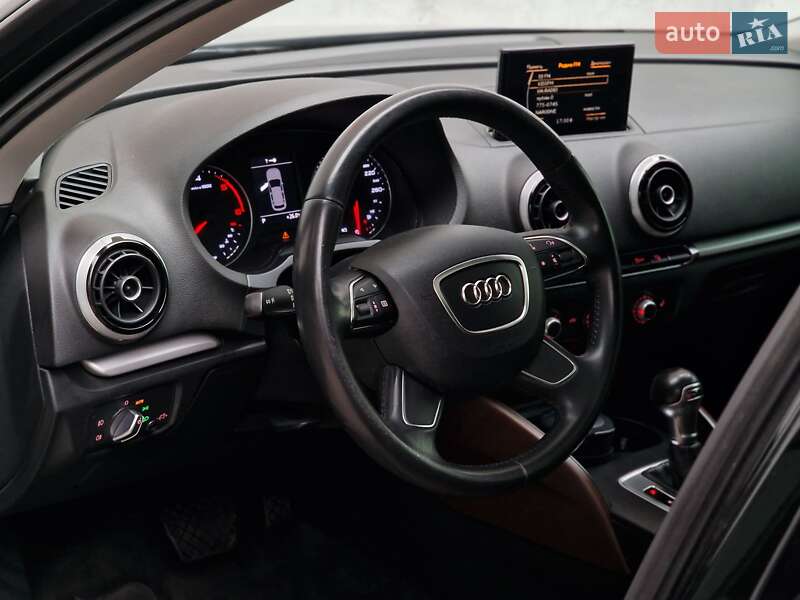 Хэтчбек Audi A3 2015 в Одессе