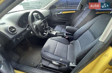 Хэтчбек Audi A3 2005 в 