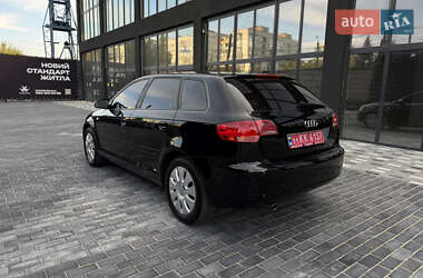 Хетчбек Audi A3 2006 в 