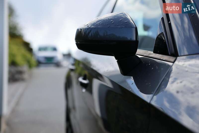 Седан Audi A3 2015 в Новояворовске