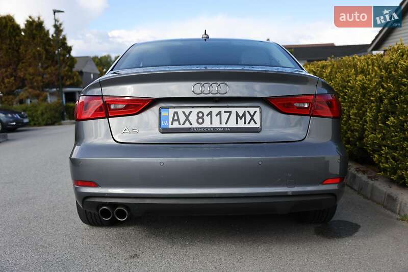 Седан Audi A3 2015 в Новояворовске
