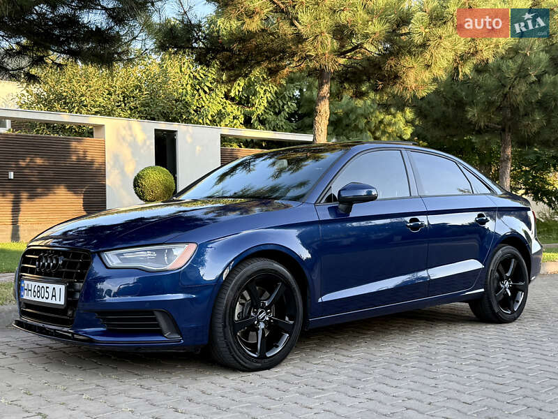 Седан Audi A3 2015 в Одессе
