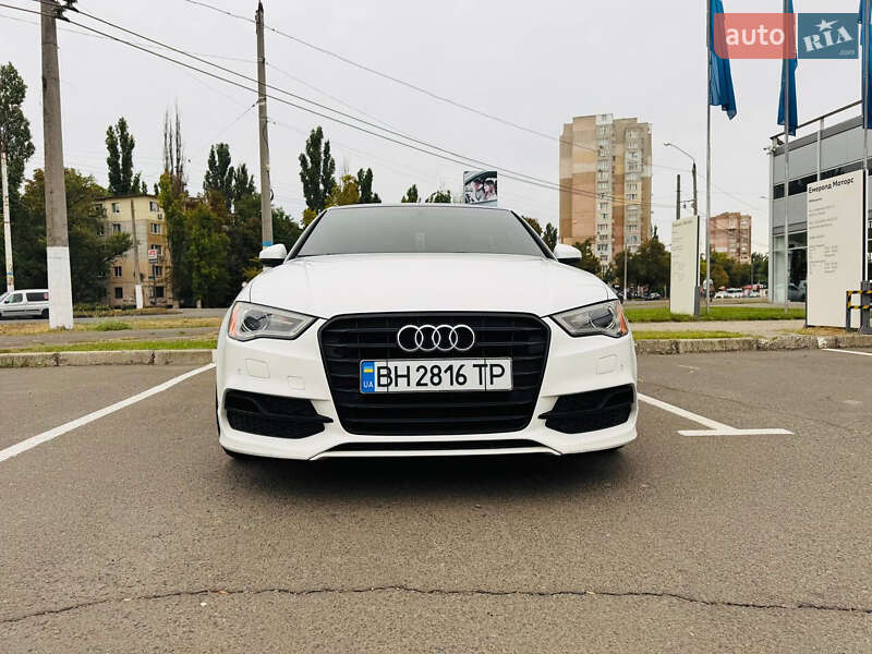 Седан Audi A3 2016 в 