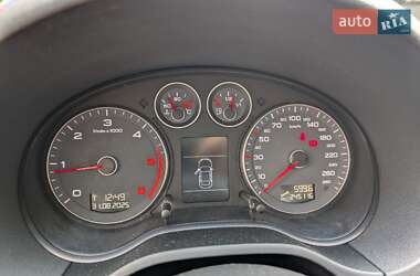 Хетчбек Audi A3 2011 в 