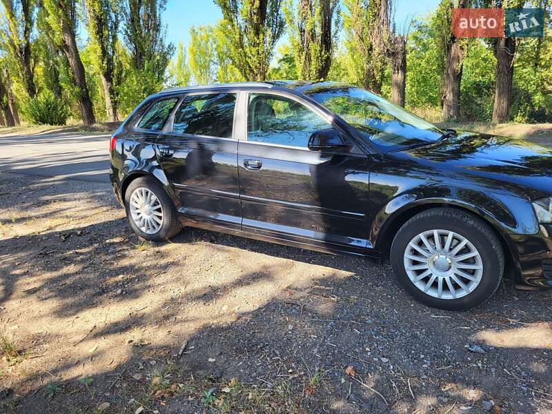 Хетчбек Audi A3 2010 в Покрові фото 7 Хетчбек Audi A3 2010 в Покрові