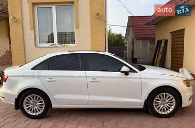 Седан Audi A3 2016 в 