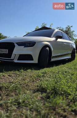 Седан Audi A3 2019 в 