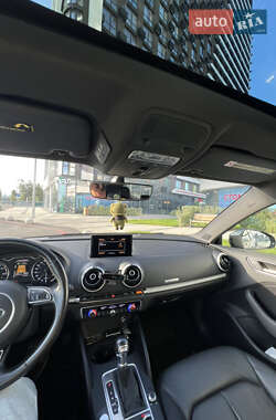 Хетчбек Audi A3 2016 в 