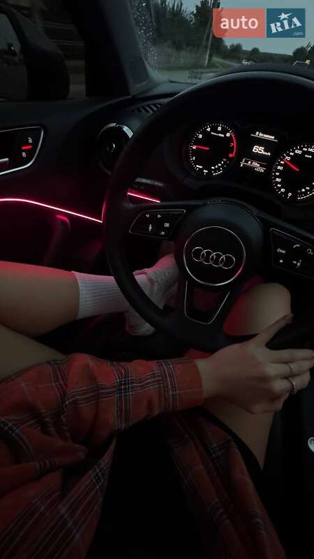 Седан Audi A3 2018 в Львове