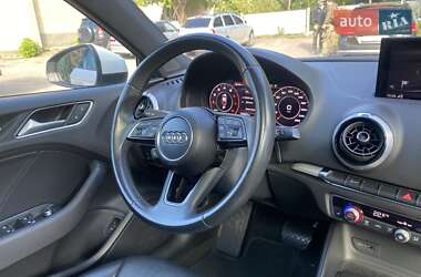 Седан Audi A3 2018 в 