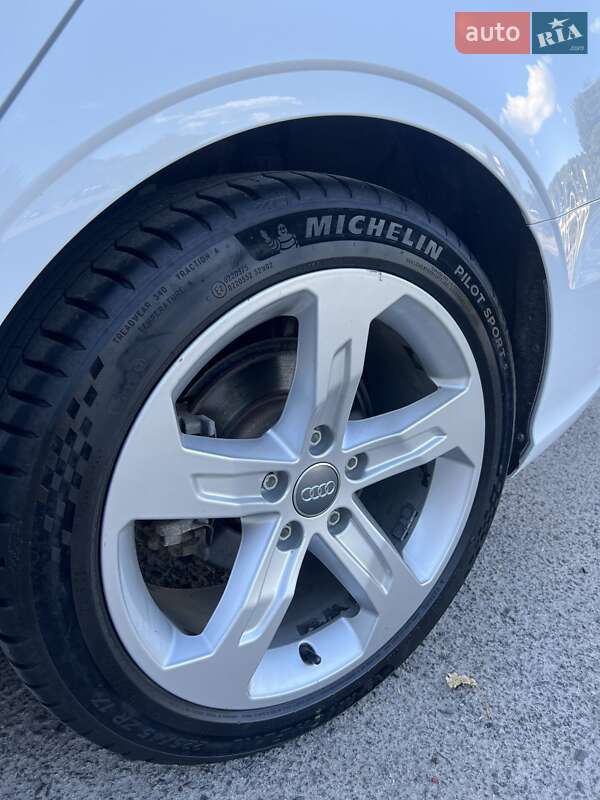 Седан Audi A3 2018 в Львове