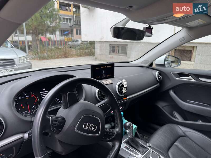 Хетчбек Audi A3 2015 в Ізмаїлі