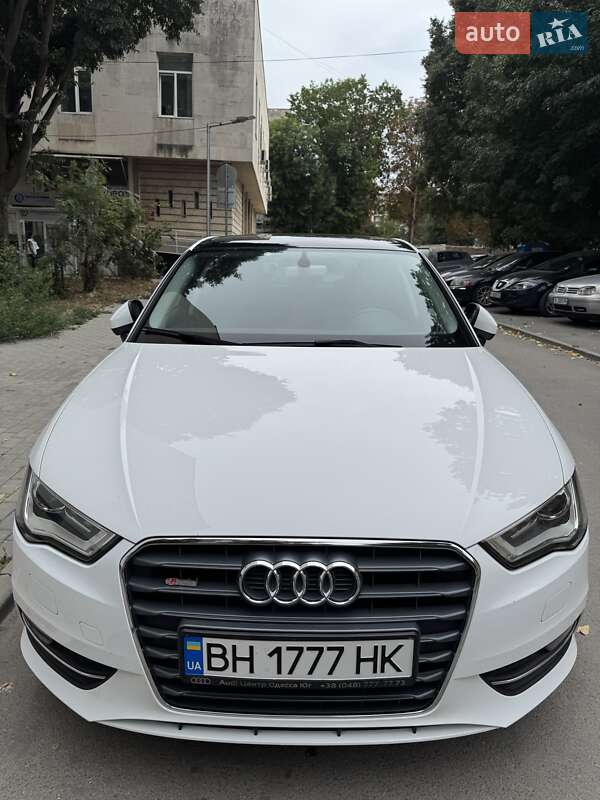 Хетчбек Audi A3 2015 в Ізмаїлі