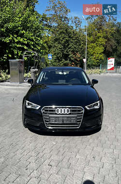 Седан Audi A3 2015 в 