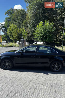 Седан Audi A3 2015 в 