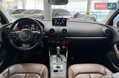 Седан Audi A3 2015 в 