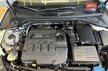Седан Audi A3 2016 в 