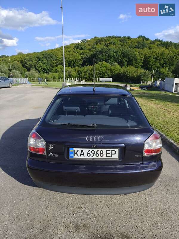 Хэтчбек Audi A3 2000 в Обухове