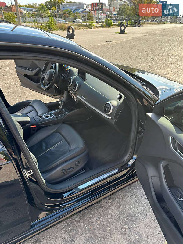 Хэтчбек Audi A3 2018 в Харькове