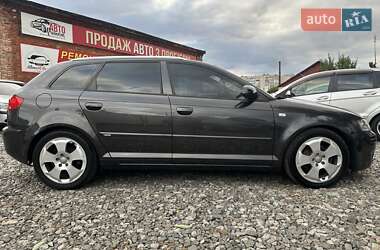 Хэтчбек Audi A3 2005 в 