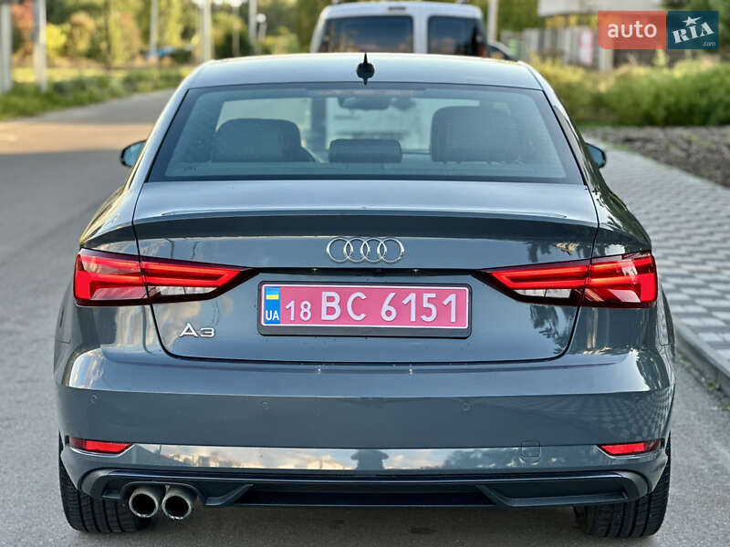 Седан Audi A3 2020 в Киеве