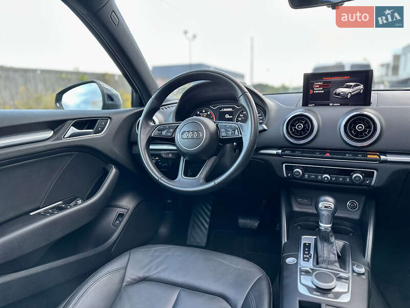 Седан Audi A3 2020 в Киеве