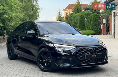 Седан Audi A3 2023 в 