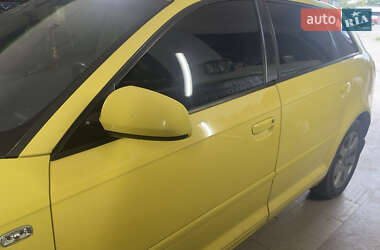 Хэтчбек Audi A3 2006 в 