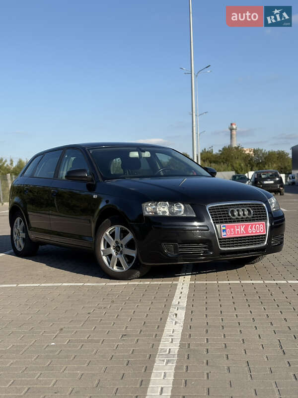 Хетчбек Audi A3 2006 в 