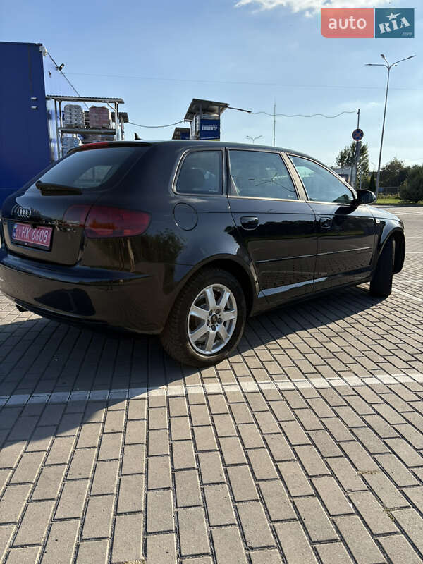 Хэтчбек Audi A3 2006 в Дубно