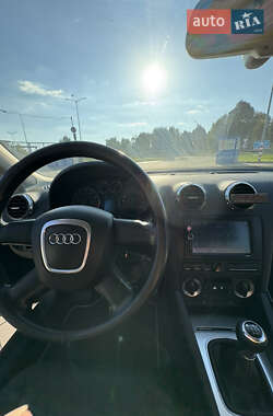 Хетчбек Audi A3 2006 в 