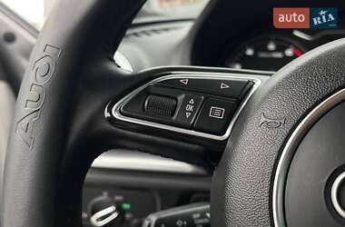 Седан Audi A3 2014 в Львове