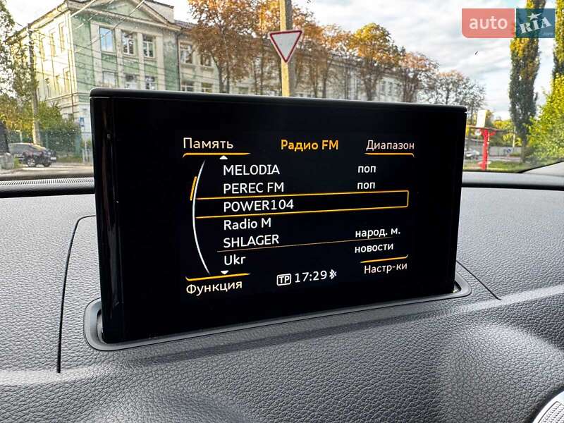 Седан Audi A3 2016 в Киеве