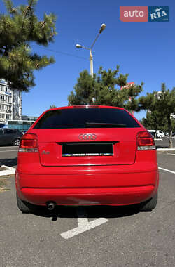 Хетчбек Audi A3 2003 в 