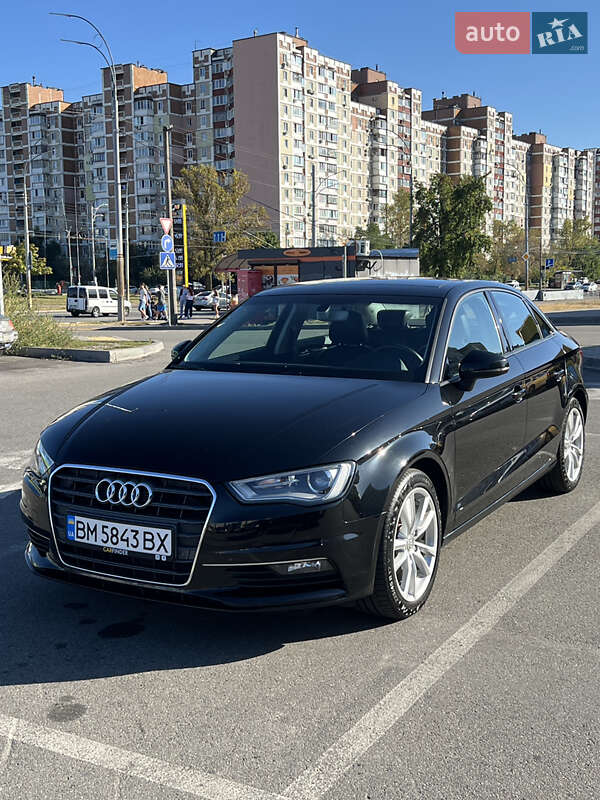 Седан Audi A3 2015 в Киеве