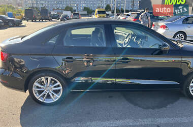 Седан Audi A3 2015 в 
