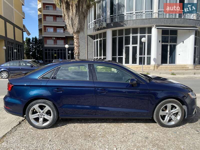 Седан Audi A3 2017 в Києві