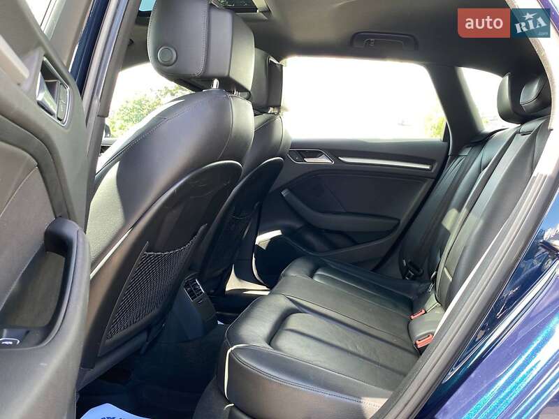 Хэтчбек Audi A3 2016 в Львове