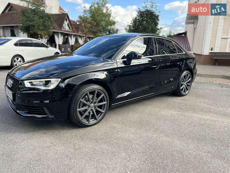 Седан Audi A3 2014 в Вінниці