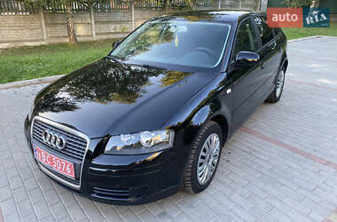 Хэтчбек Audi A3 2007 в 