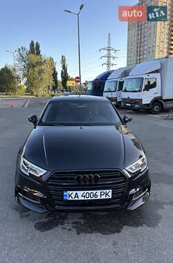 Седан Audi A3 2016 в 