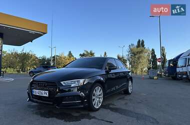 Седан Audi A3 2016 в 