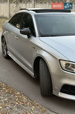 Седан Audi A3 2016 в 
