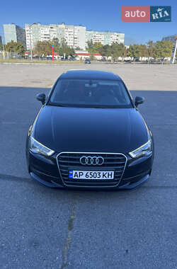 Седан Audi A3 2016 в Запоріжжі