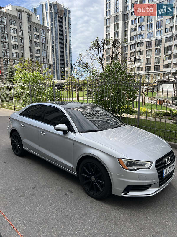 Седан Audi A3 2014 в Києві