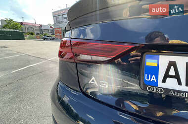 Седан Audi A3 2017 в 