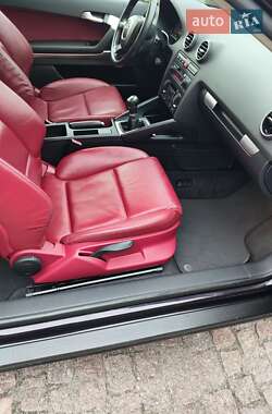 Хэтчбек Audi A3 2006 в 