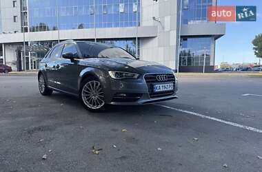 Хэтчбек Audi A3 2015 в 