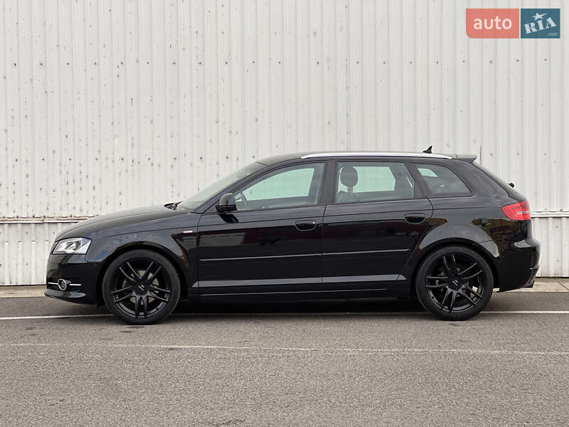 Хетчбек Audi A3 2010 в Луцьку