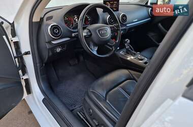 Седан Audi A3 2016 в 